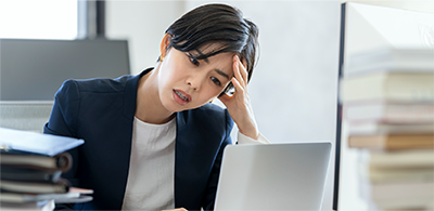 対策なしの状態の女性
